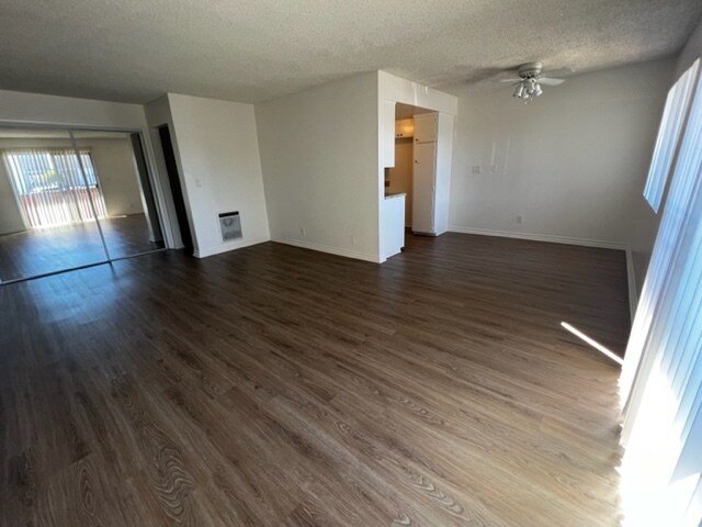 Building Photo - 2929 W 190th St