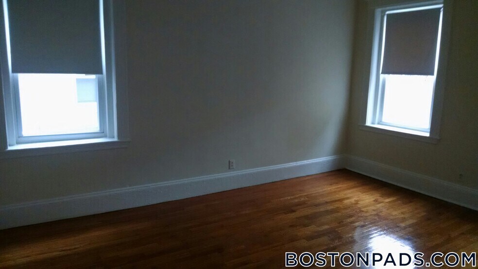 Building Photo - 1334 Commonwealth Ave