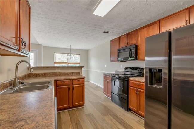 Building Photo - 3168 Meadow Point Dr