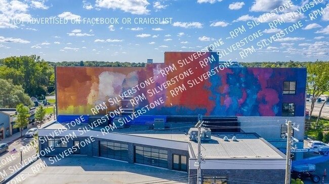 Building Photo - 120 S Broadway St