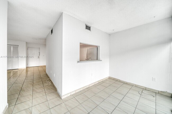 Building Photo - 9440 W Flagler St