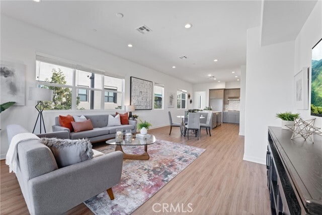 Building Photo - 171 Follyhatch