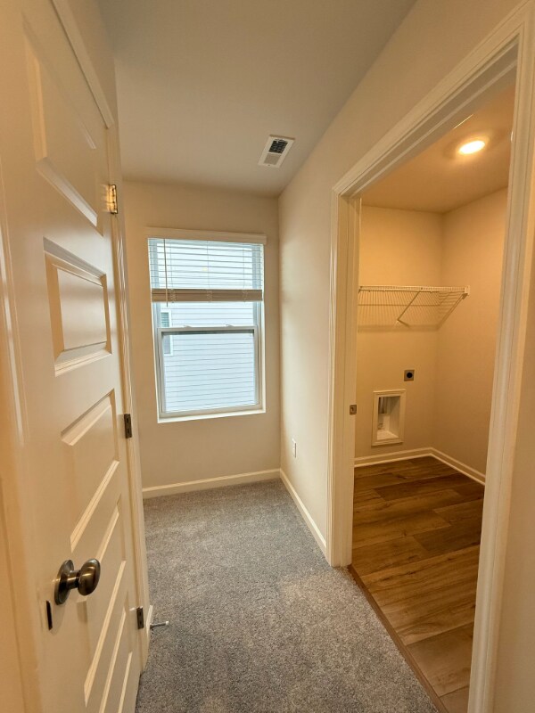 Building Photo - 600 Lyness Dr