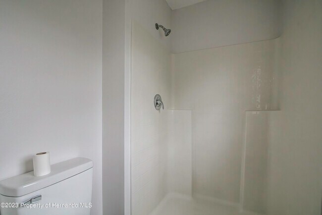 Building Photo - 6322 Grapewood Rd