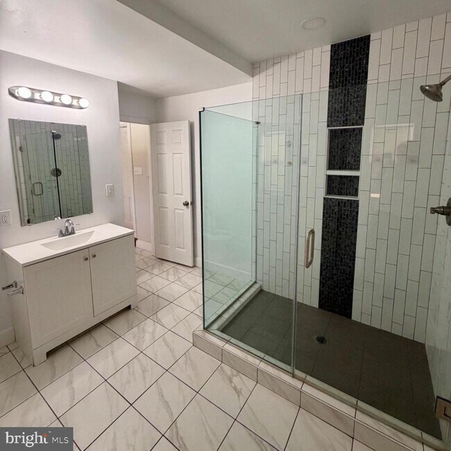 Building Photo - 17700 Barnesville Rd