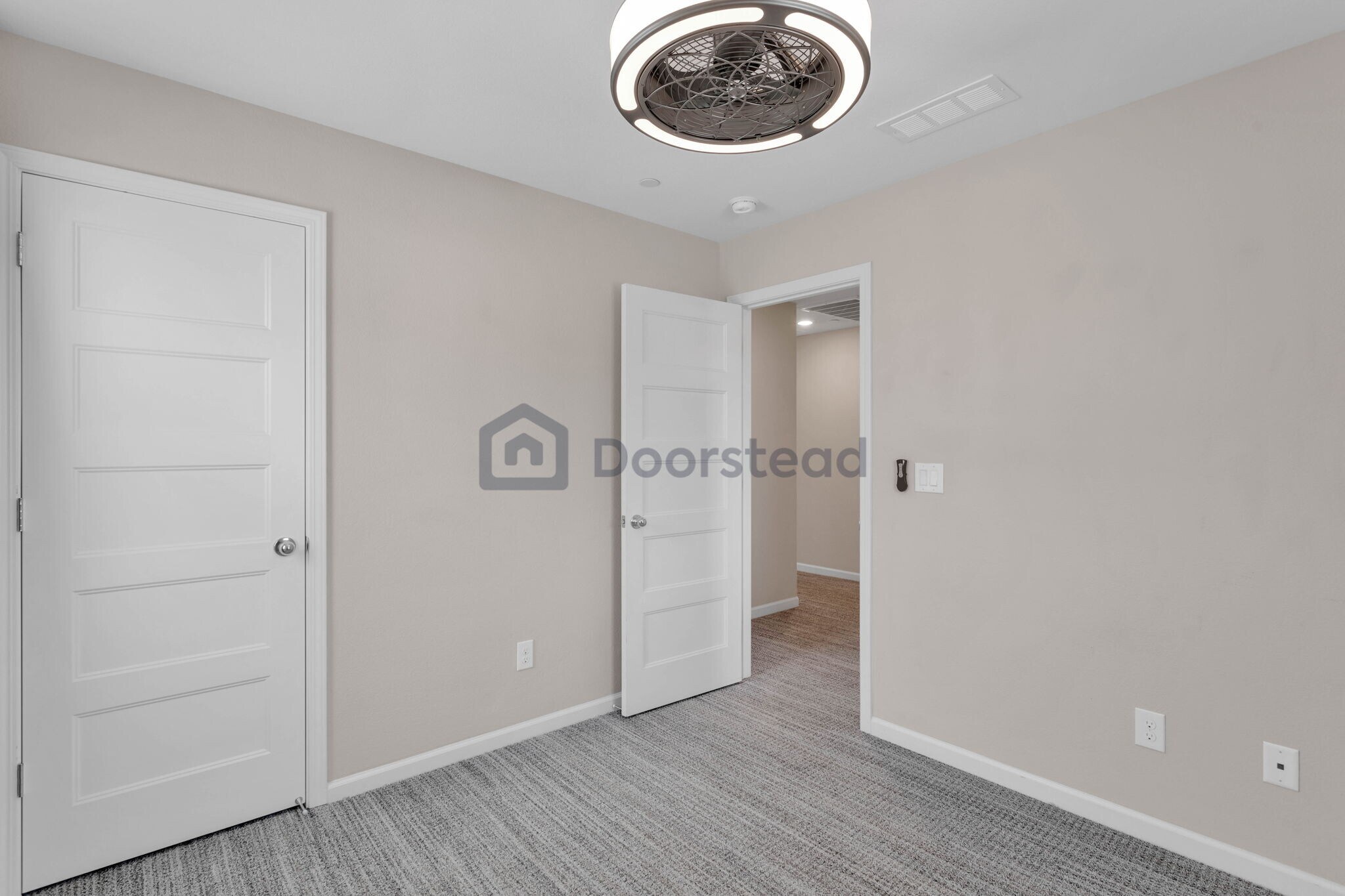 Building Photo - 6112 Mehrten Cir