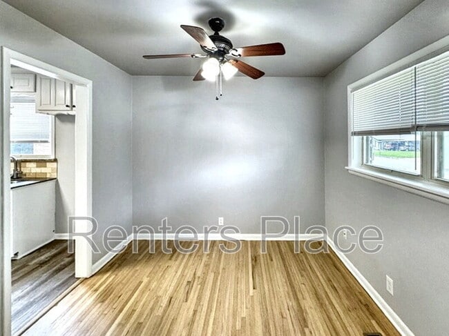 Building Photo - 2227 S 107th Ave E
