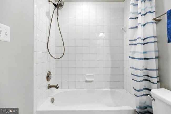 Building Photo - 8518 Cedar Chase Dr