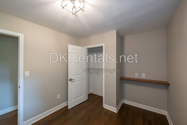 Building Photo - 2131 Bixler Cir