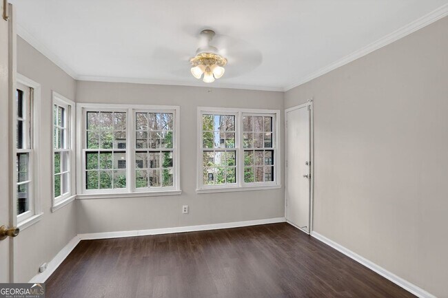 Building Photo - 53 Monet Ct NW