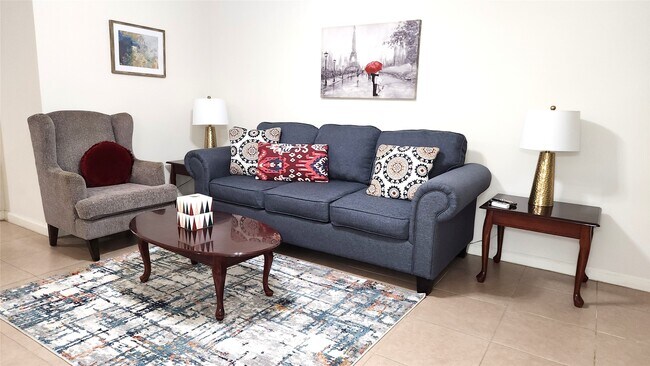 Building Photo - 4727 W Alabama St