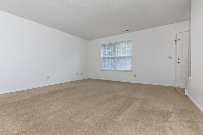 Post Woods - Reynoldsburg, OH | Apartment Finder