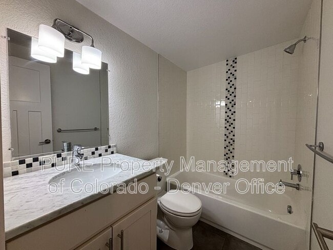 Building Photo - 3028 Gilpin St