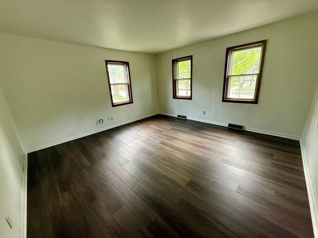 Building Photo - 3 Bed 1 Bath Single Family Home in Wausau