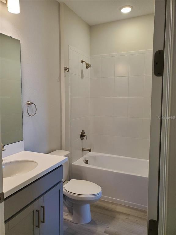 Building Photo - 3016 Formia Ct