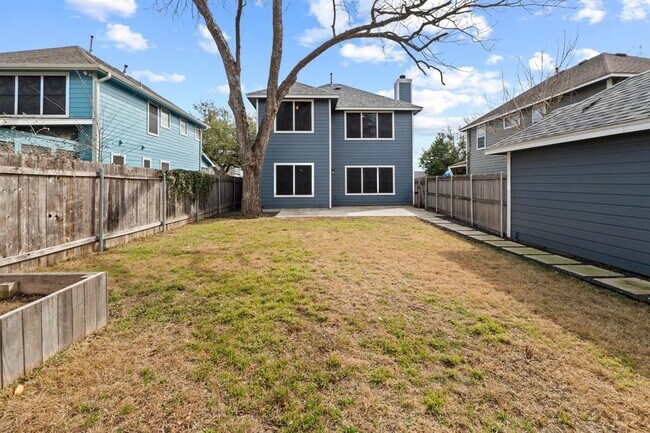 Building Photo - 5512 William Holland Ave