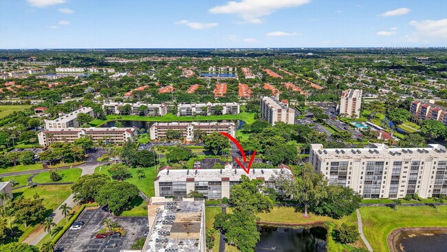 Building Photo - 14375 Strathmore Ln