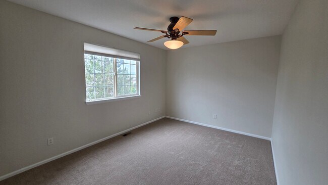 Building Photo - Spacious 5-Bedroom Home in Desirable Rock Creek – Fresh Updates & Fantastic Location!