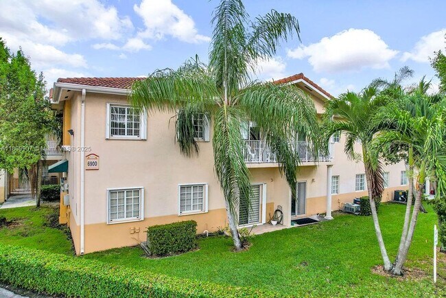 Primary Photo - 6900 NW 179th St
