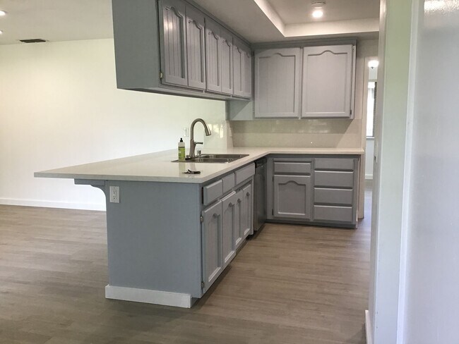 Building Photo - Beautiful Rocklin home