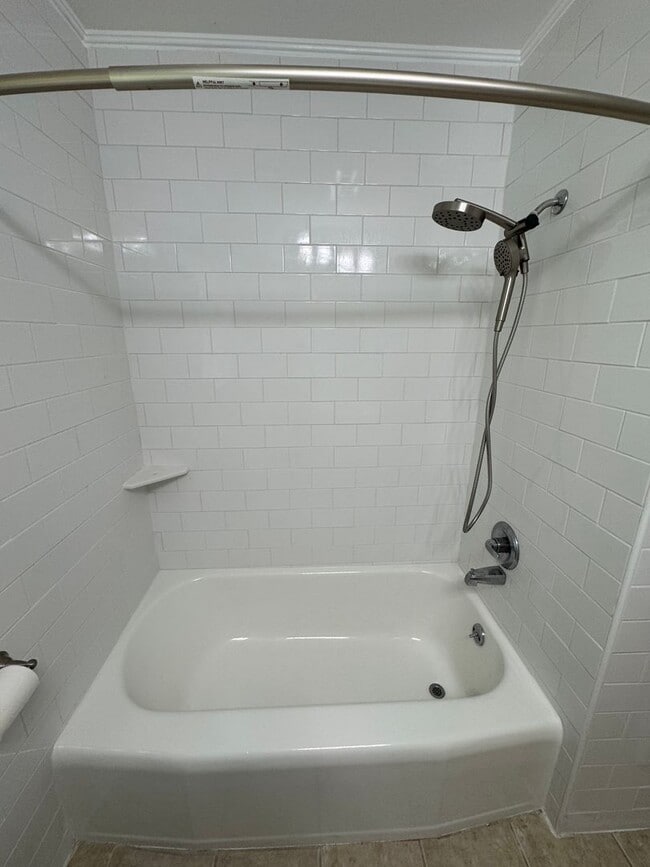 Building Photo - Cozy 3/1 House in East Rome- $1,495