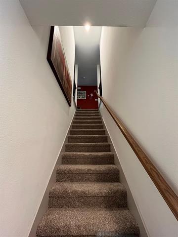 Building Photo - 1122 Bowie Dr
