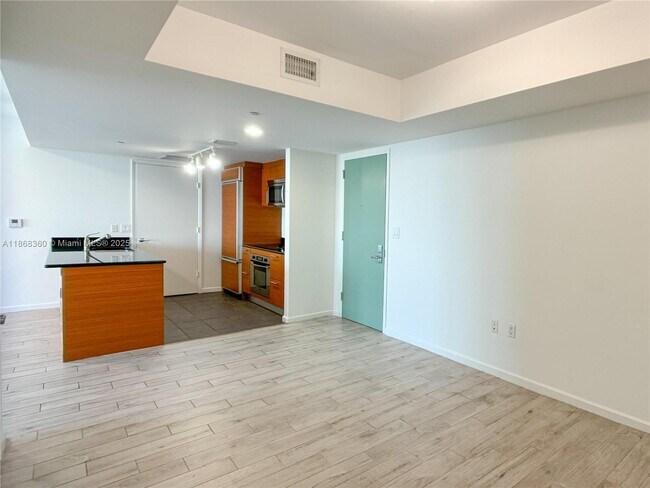 Building Photo - 50 Biscayne Blvd