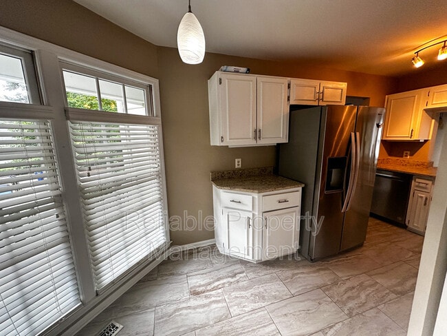 Building Photo - 5716 Grasmere Ct