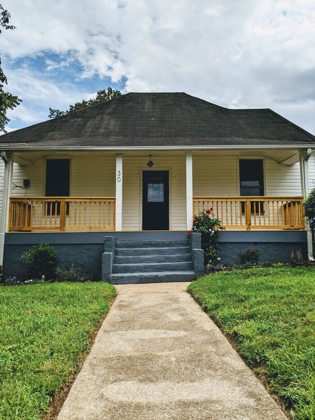 Primary Photo - Downtown Asheville Location