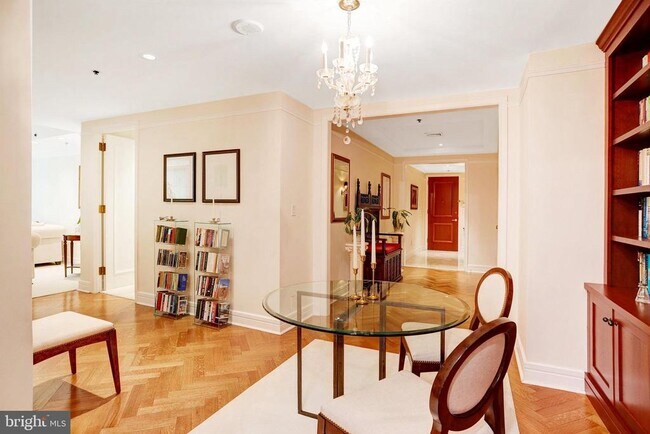 Building Photo - 1155 23rd St NW