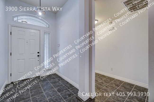 Building Photo - 3900 Sierra Vista Way