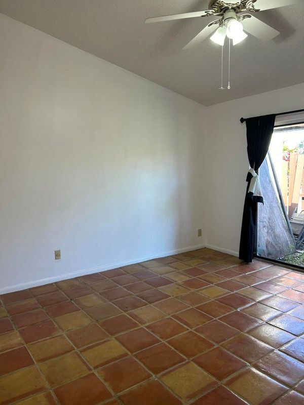 Building Photo - 22682 Vistawood Way