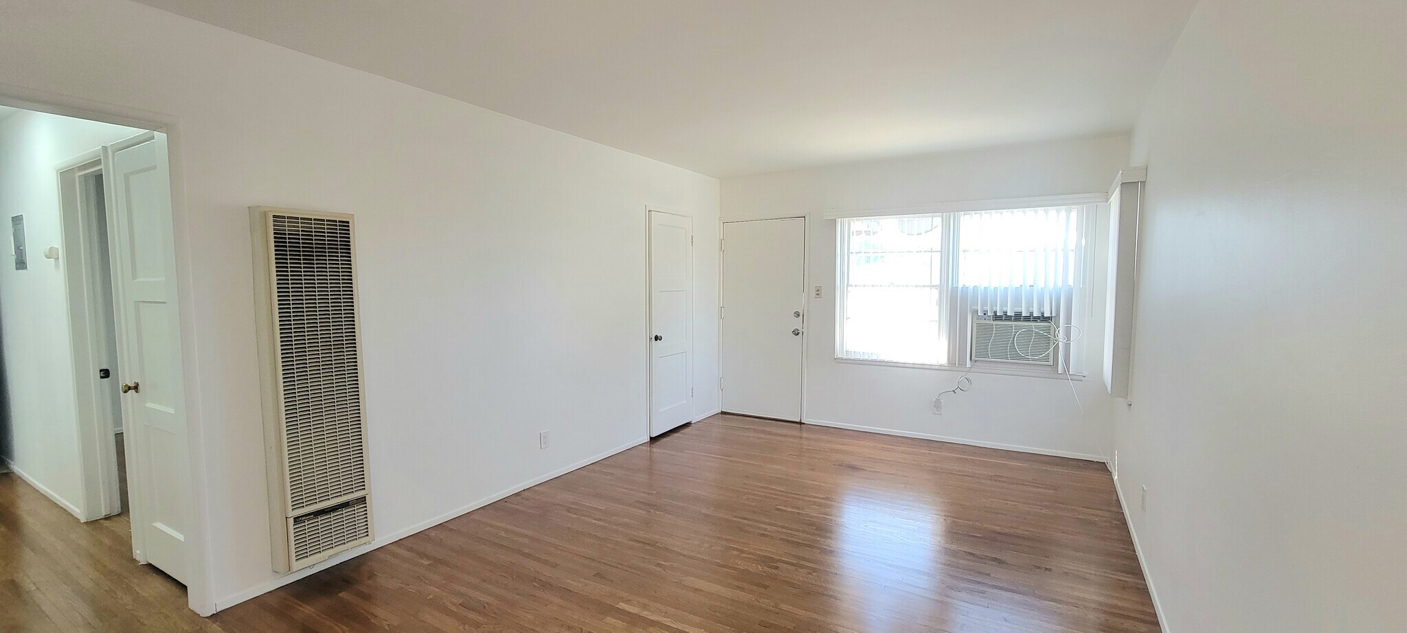 Building Photo - 16911 Glenetta Way