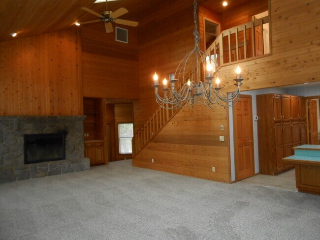 Building Photo - 13784 Partridge Foot