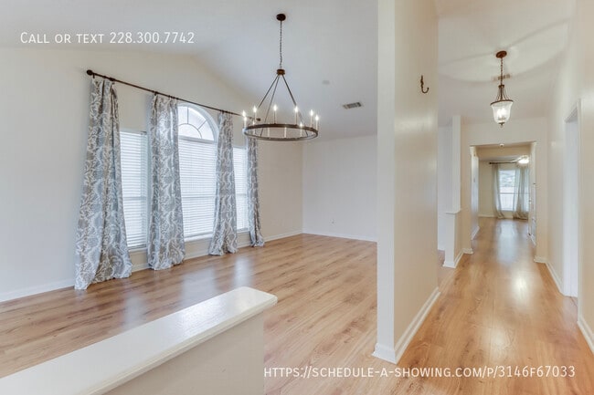 Building Photo - 3612 Miles Ln