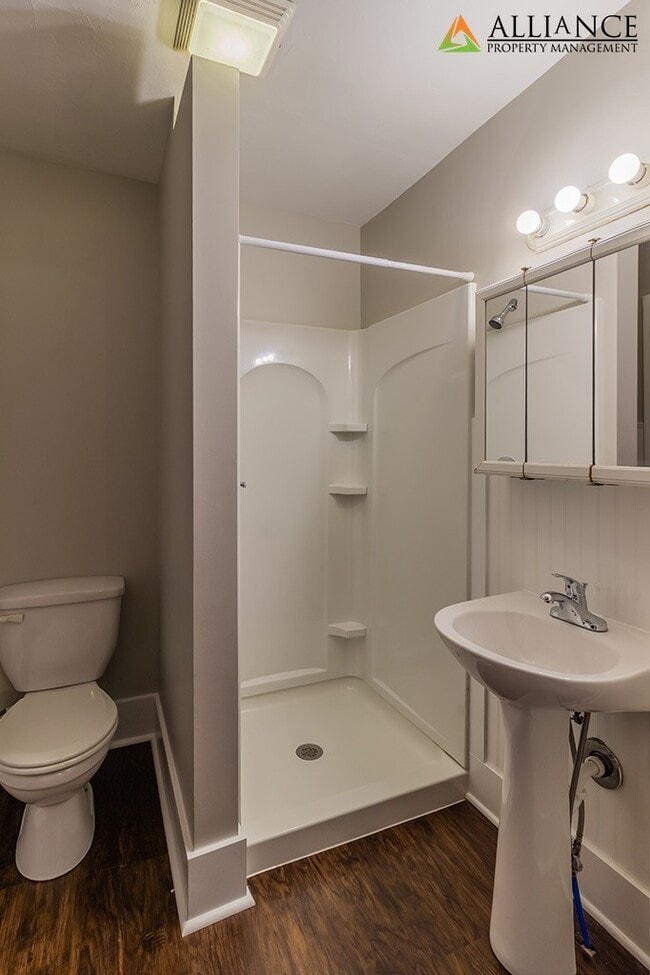 Building Photo - Fifteenth St. 344 N.