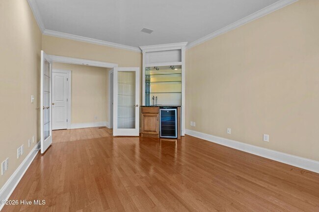 Building Photo - 50 Oak Meadow Rd