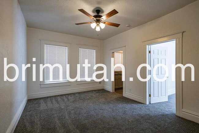 Building Photo - 243 S 300 E