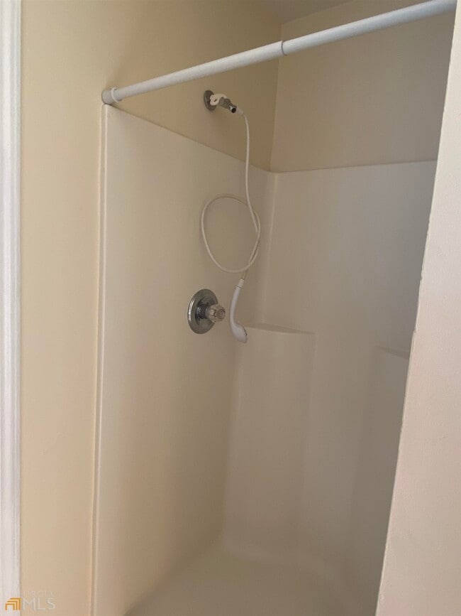 Building Photo - 5120 Roxton Ln