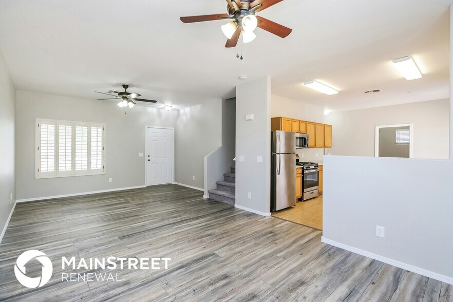 Building Photo - 13284 W Gelding Cir