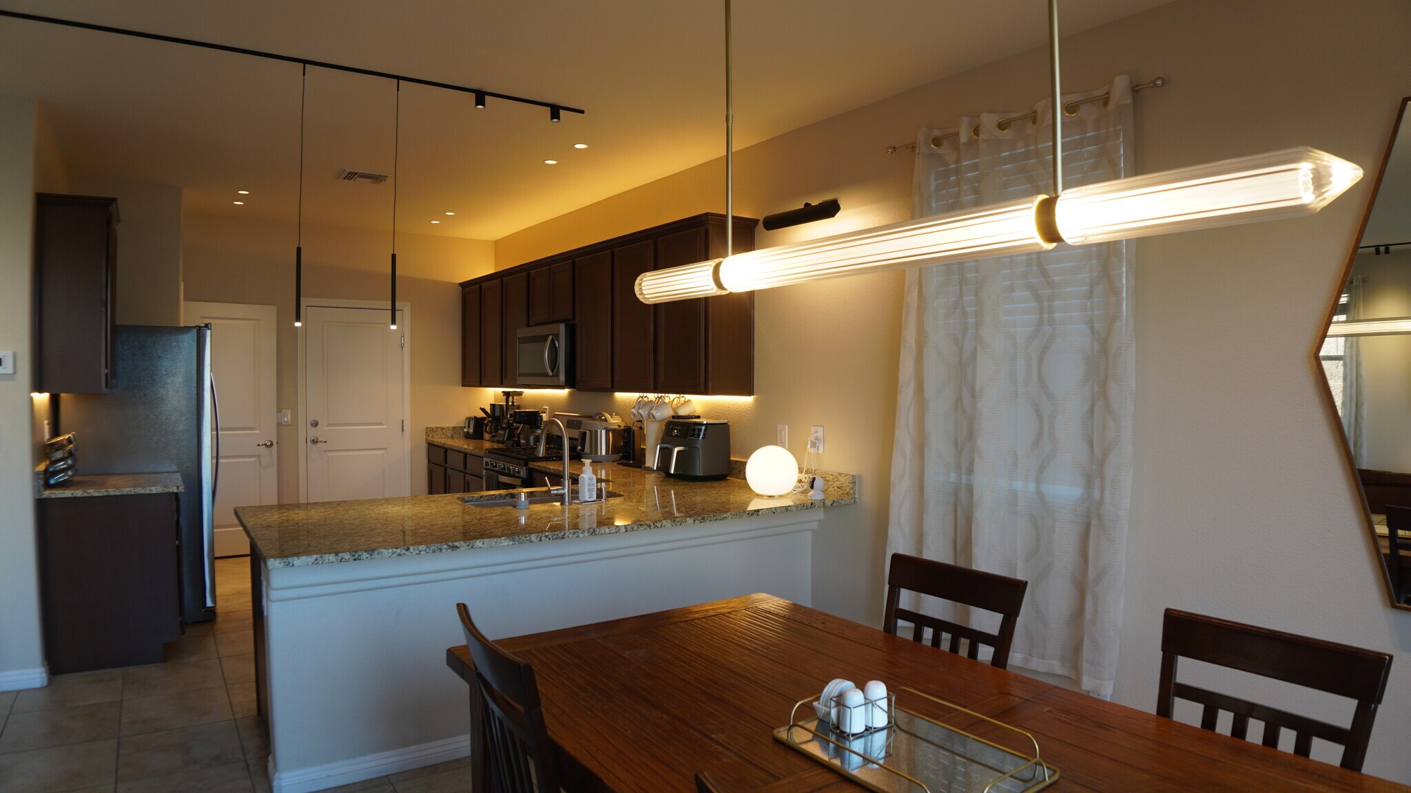 Building Photo - 5532 Autumn Cliffs Way