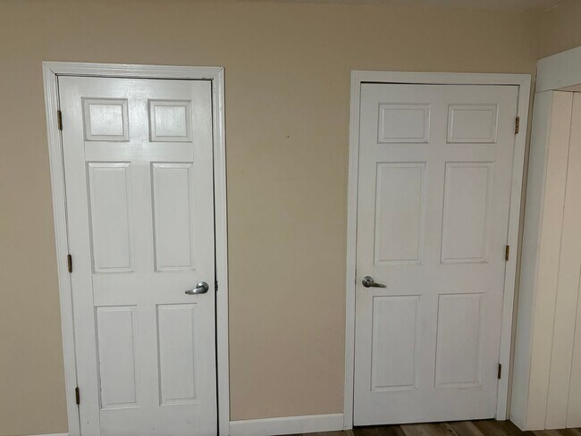 Building Photo - Premier RE Holdings of Monticello