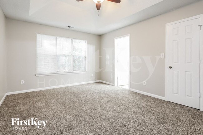 Building Photo - 1591 Elizabeth Ln