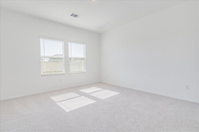 Building Photo - 238 Dreyer