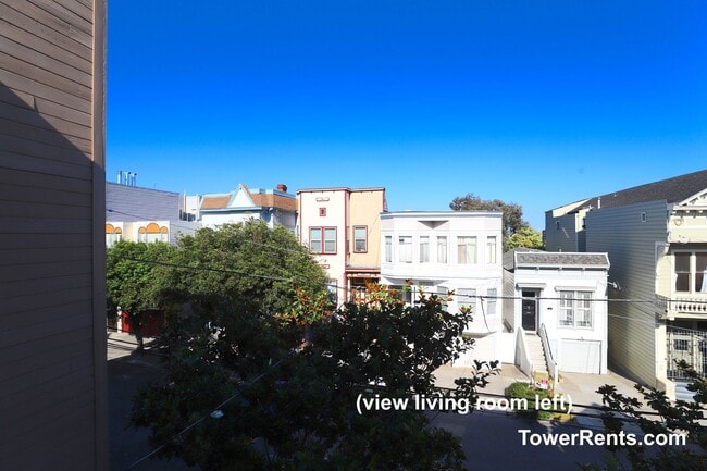 Building Photo - 38A Sharon St