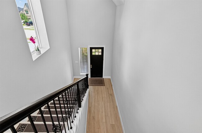 Building Photo - 151 Nightshade St