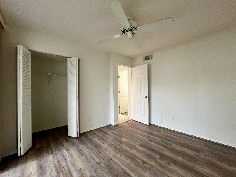 Building Photo - 431 Cerromar Ln