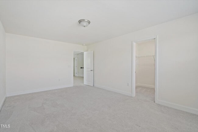 Building Photo - 130 Silent Brk Trl