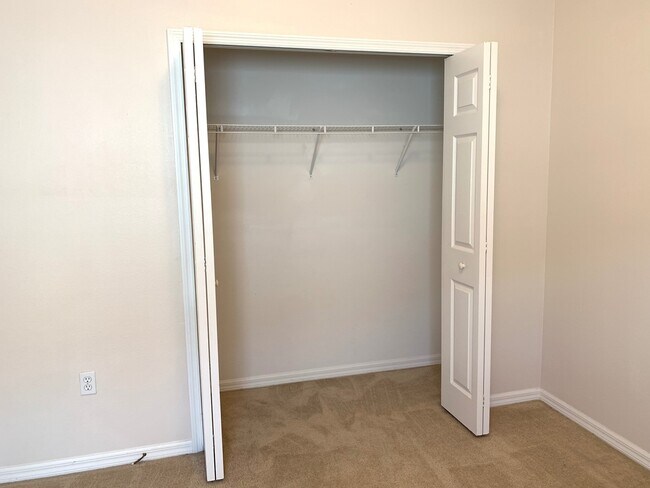 Building Photo - 3/2 Home for Rent in Bellalago