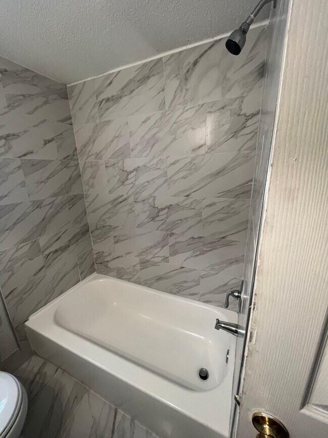 Building Photo - 1035 Maynard St